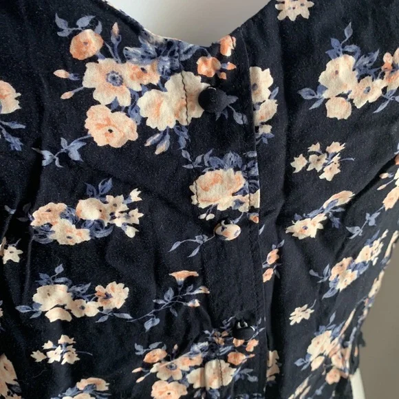 Abercrombie floral crop top Size Small‎ - Picture 4 of 7